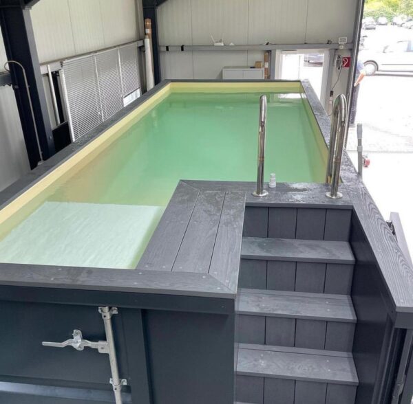 20 Ft Container Pool